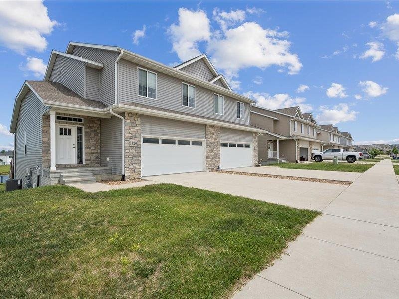 1120 Mary Lane North Liberty IA 52317
