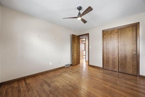 906 Talwrn Court Iowa City IA 52246