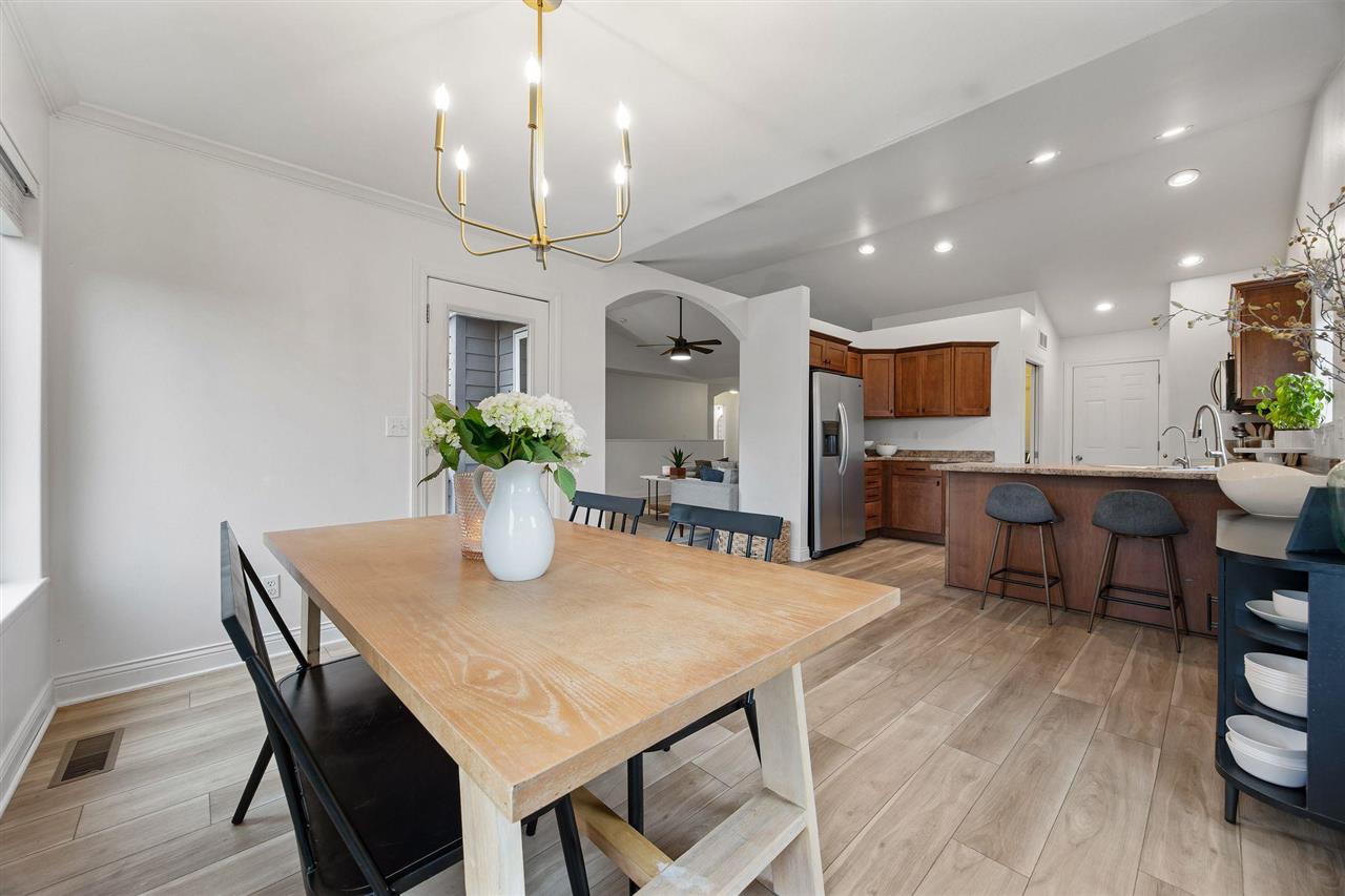 803 10th Avenue Place Coralville IA 52241
