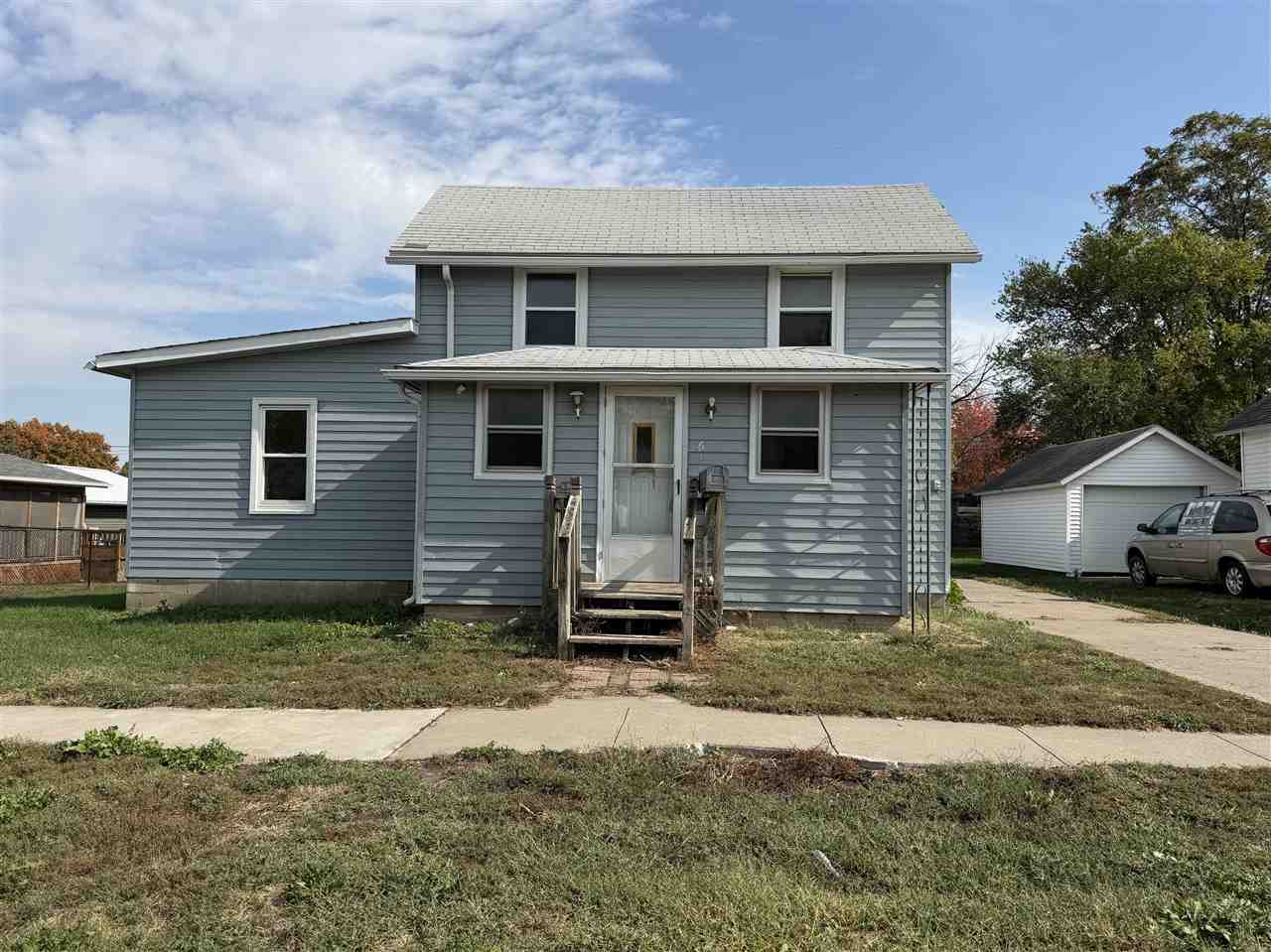 614 N D Avenue Washington IA 52353