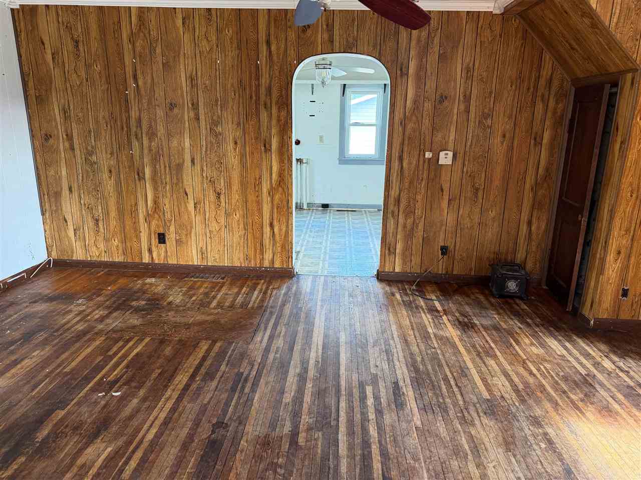 614 N D Avenue Washington IA 52353