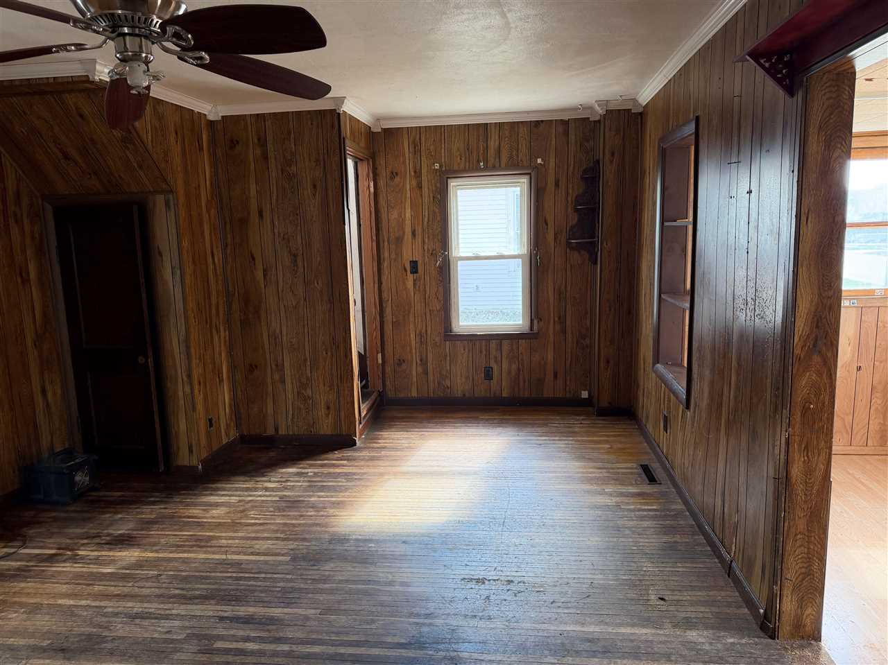 614 N D Avenue Washington IA 52353