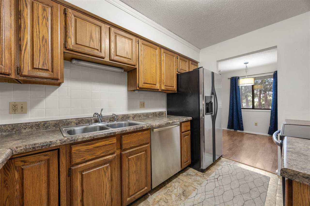2802 Muscatine Avenue Iowa City IA 52240