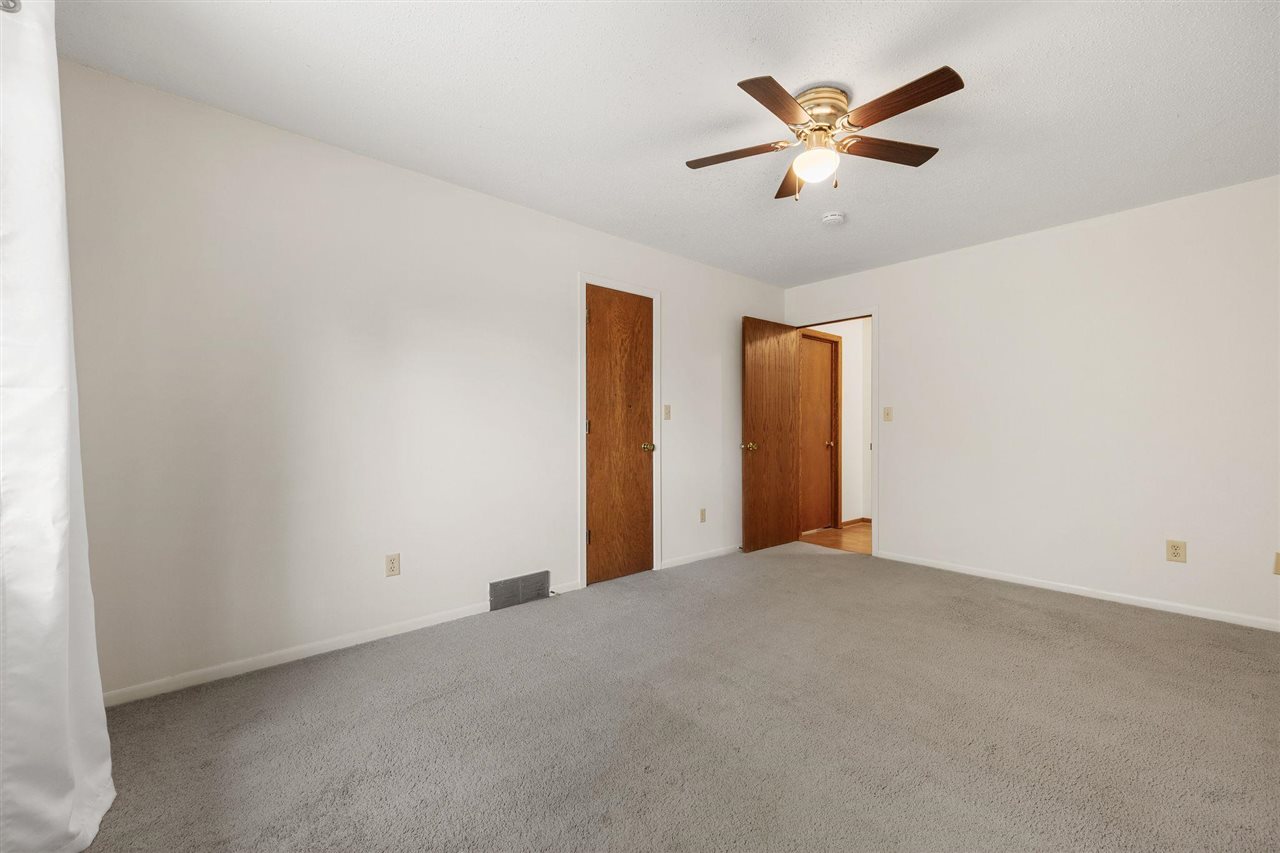 2802 Muscatine Avenue Iowa City IA 52240