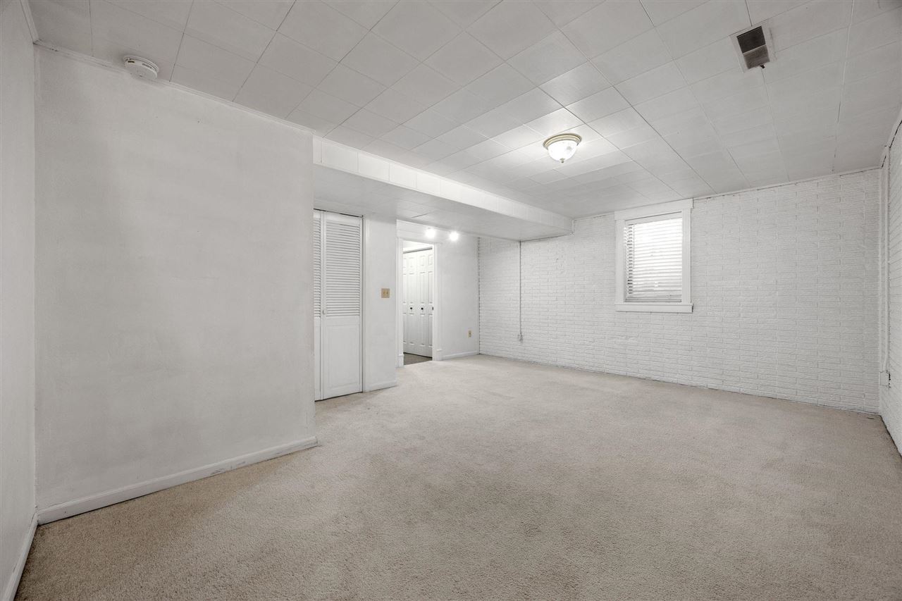 2802 Muscatine Avenue Iowa City IA 52240