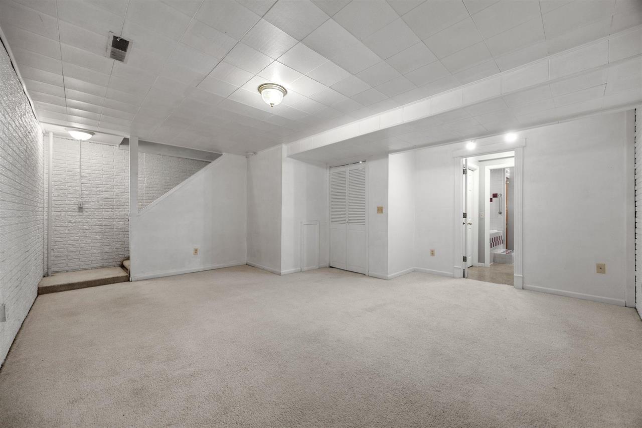 2802 Muscatine Avenue Iowa City IA 52240