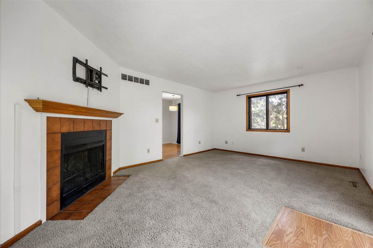 2802 Muscatine Avenue Iowa City IA 52240