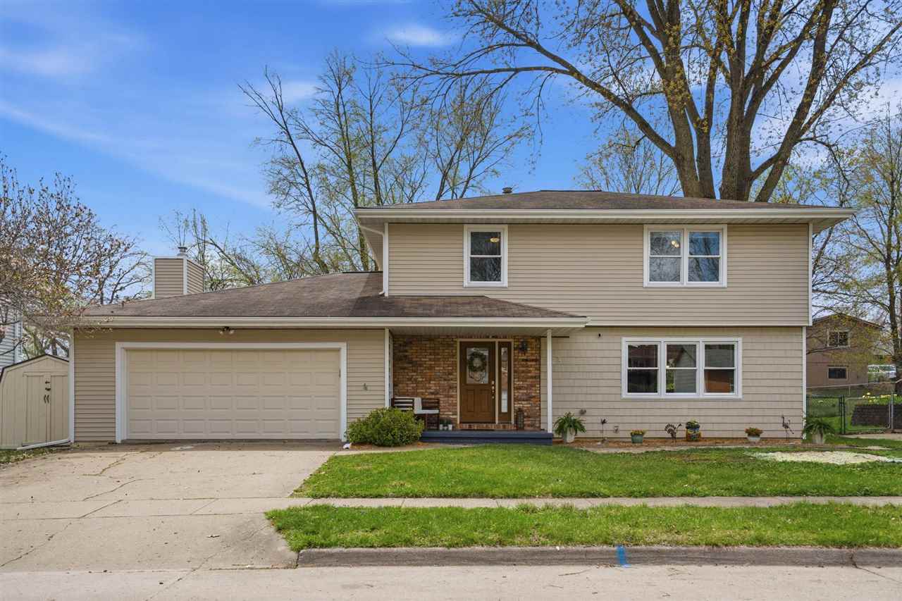 23 Penfro Drive Iowa City IA 52246