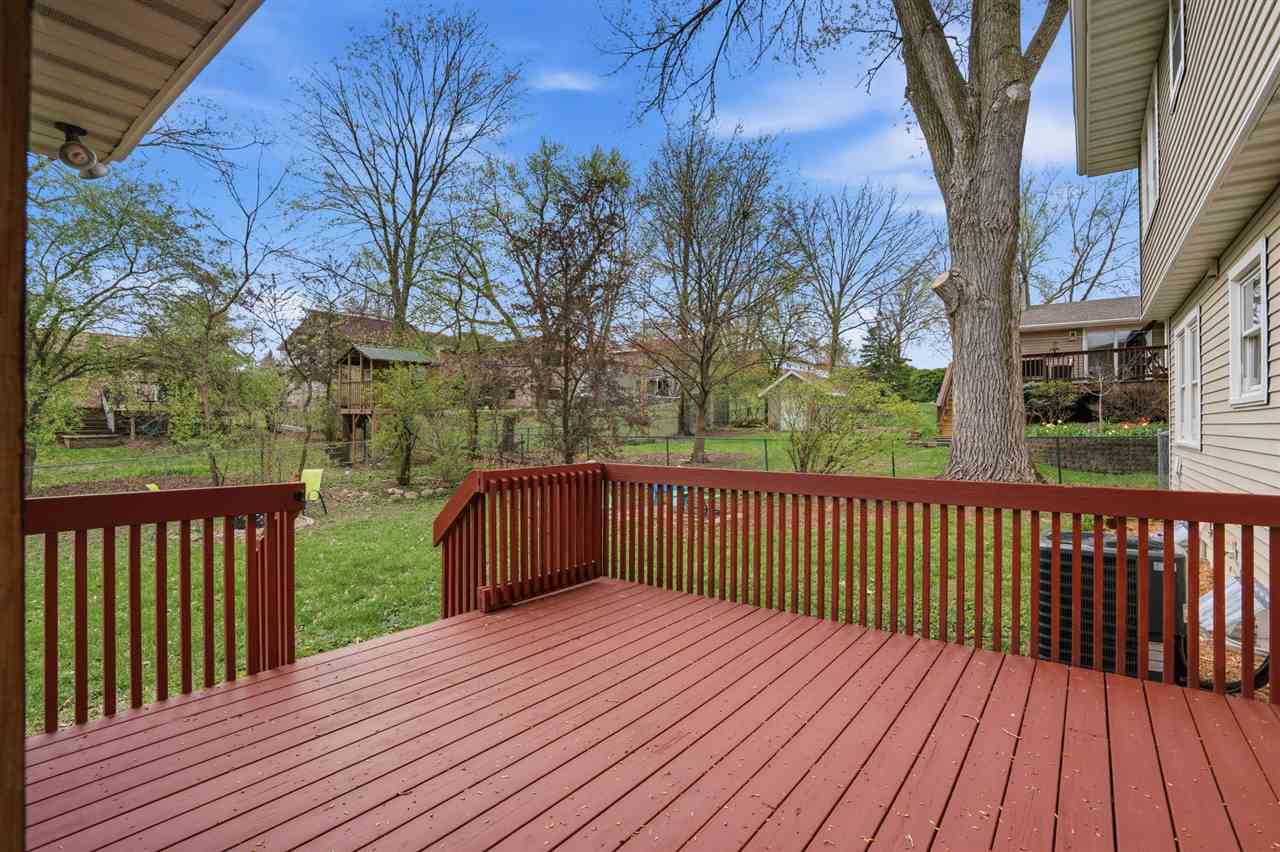 23 Penfro Drive Iowa City IA 52246