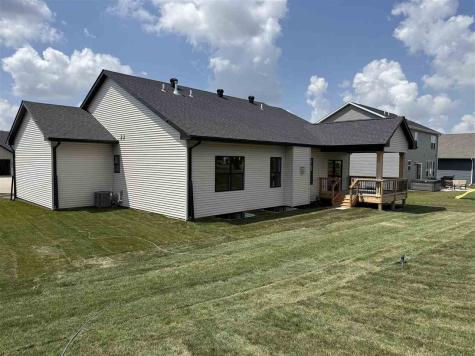 1260 Osage Lane North Liberty IA 52317