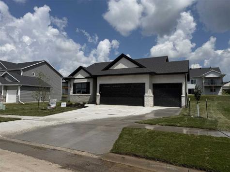 1260 Osage Lane North Liberty IA 52317