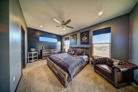 1804 Green Oak Pass Tiffin IA 52340