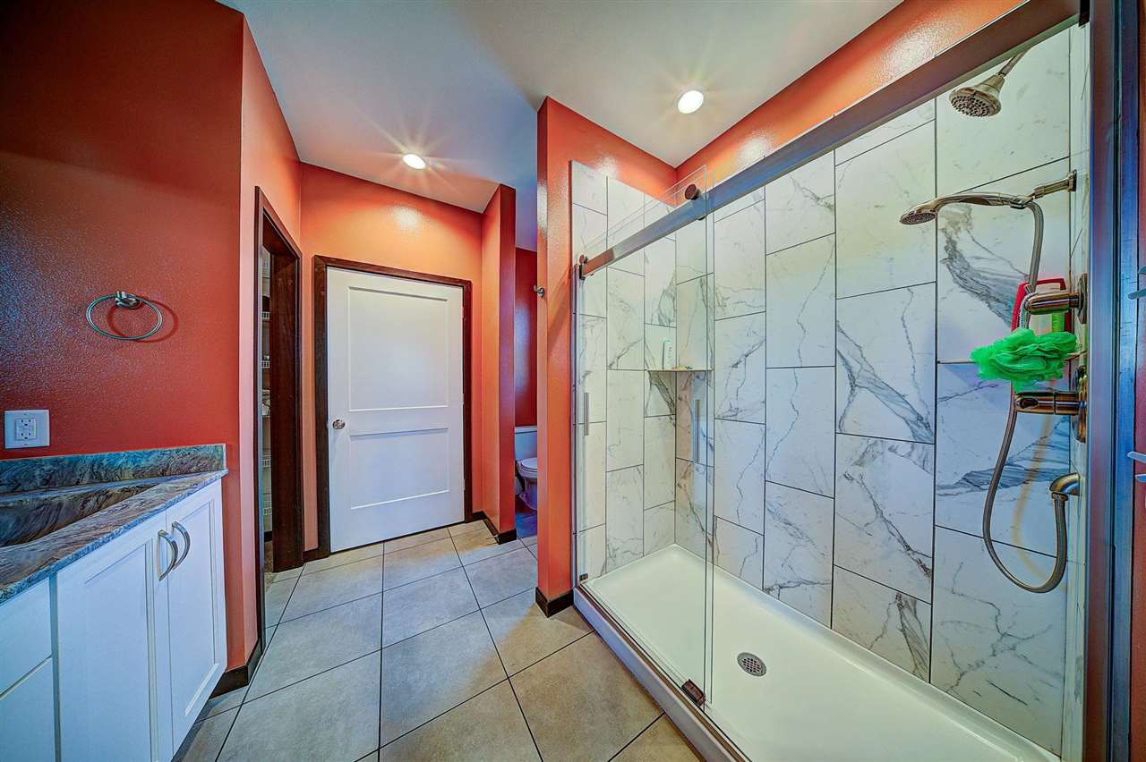 1804 Green Oak Pass Tiffin IA 52340