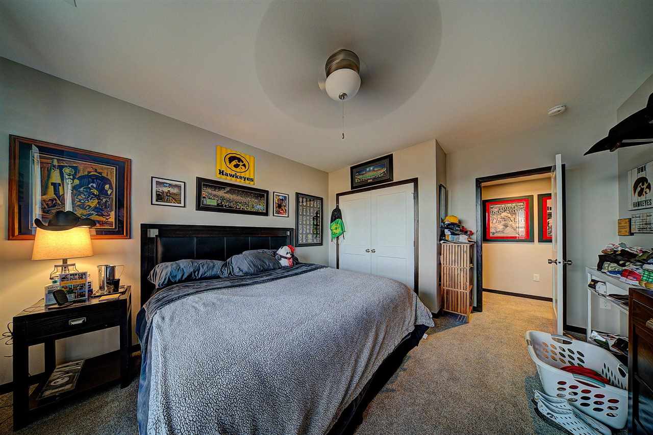 1804 Green Oak Pass Tiffin IA 52340