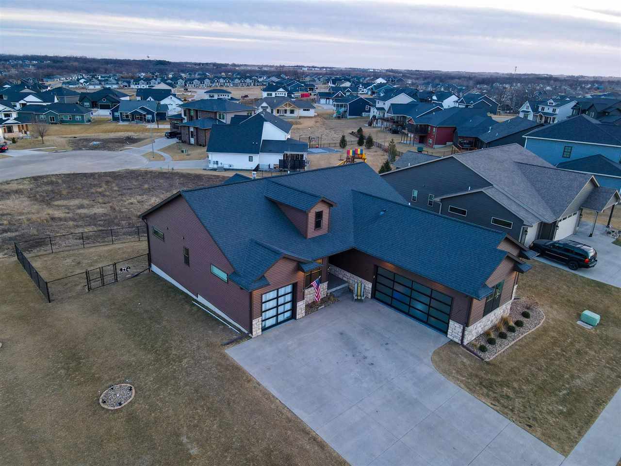 1804 Green Oak Pass Tiffin IA 52340