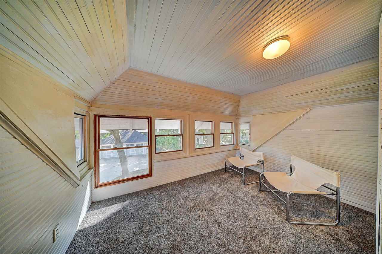 1025 E Burlington Street Iowa City IA 52240