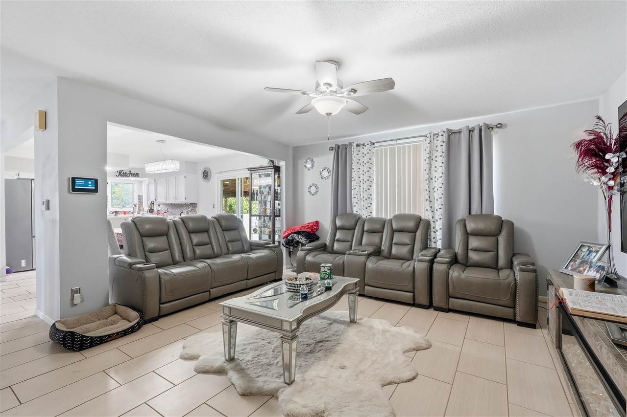 1624 Dickenson Lane Iowa City IA 52240-9108