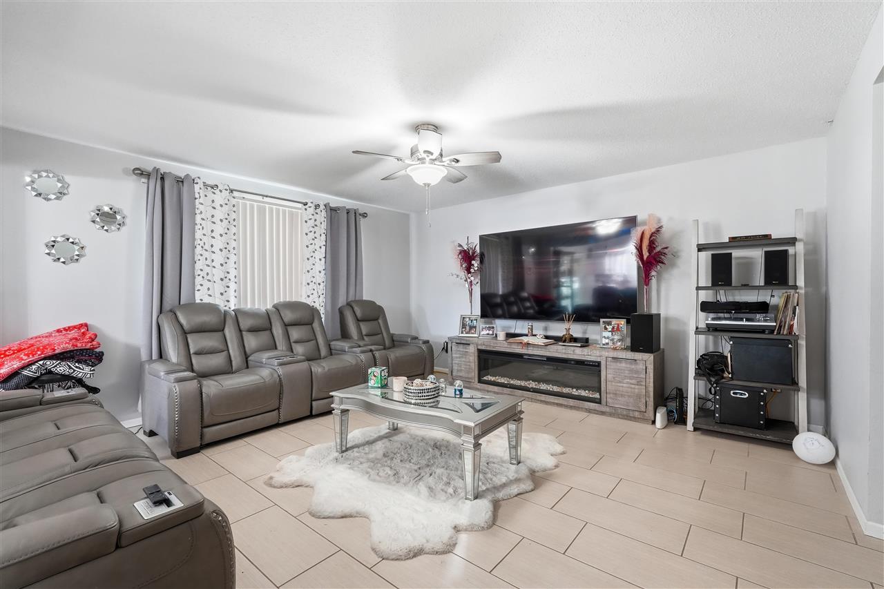 1624 Dickenson Lane Iowa City IA 52240-9108