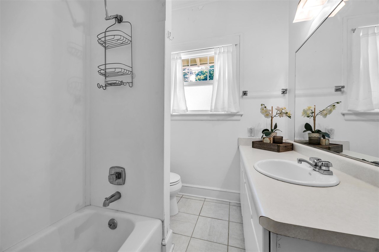 409 Beldon Avenue Iowa City IA 52246
