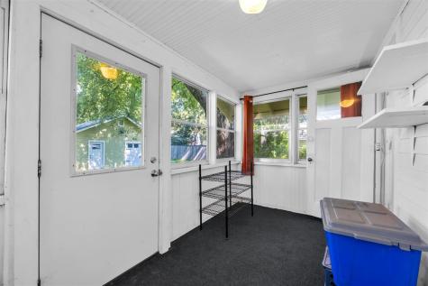 409 Beldon Avenue Iowa City IA 52246