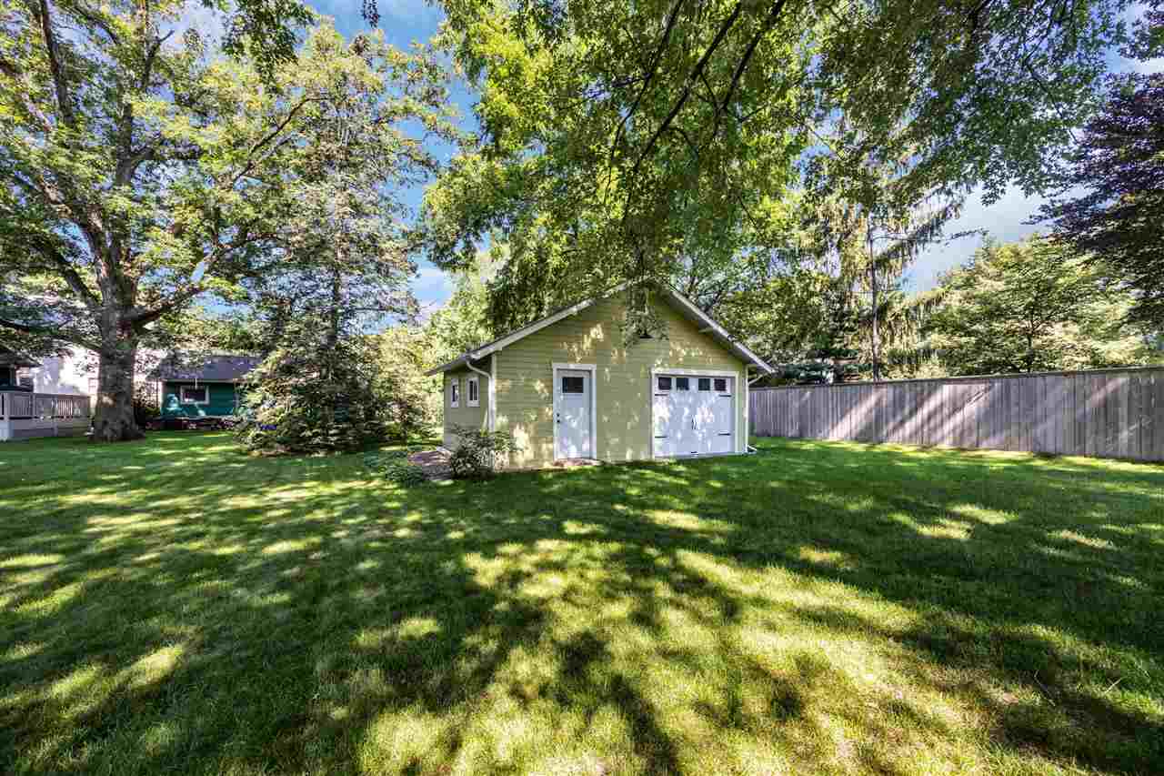 409 Beldon Avenue Iowa City IA 52246
