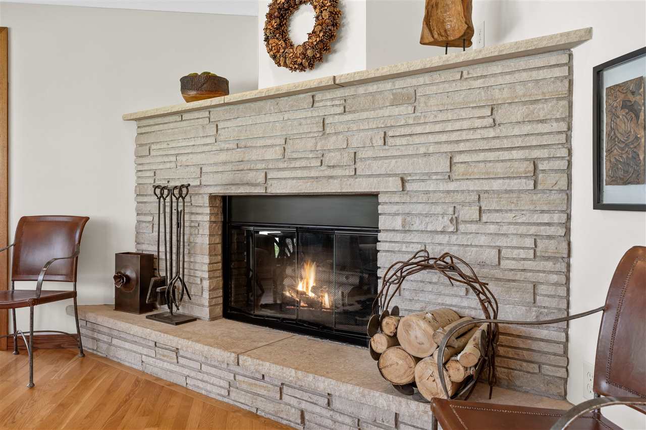 12 Fairview Knoll NE Iowa City IA 52240