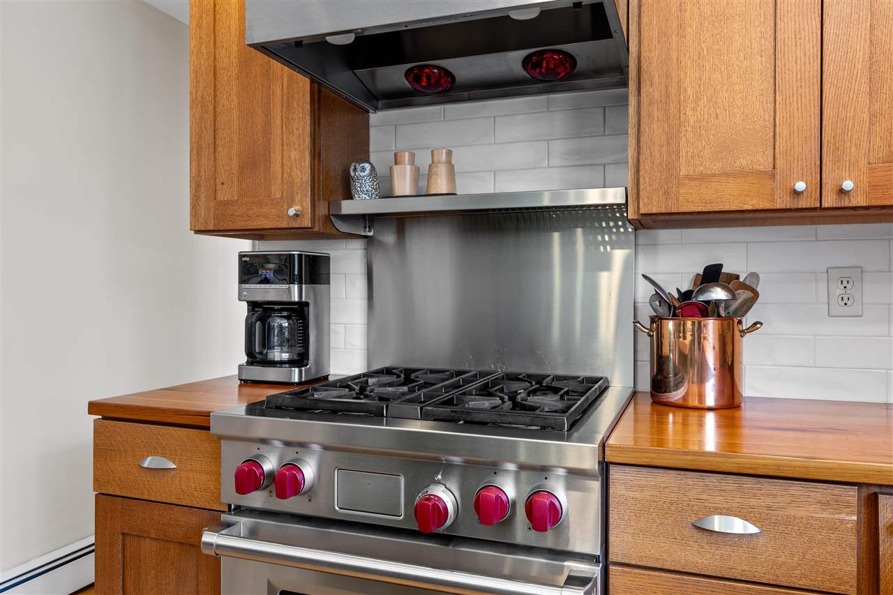 12 Fairview Knoll NE Iowa City IA 52240