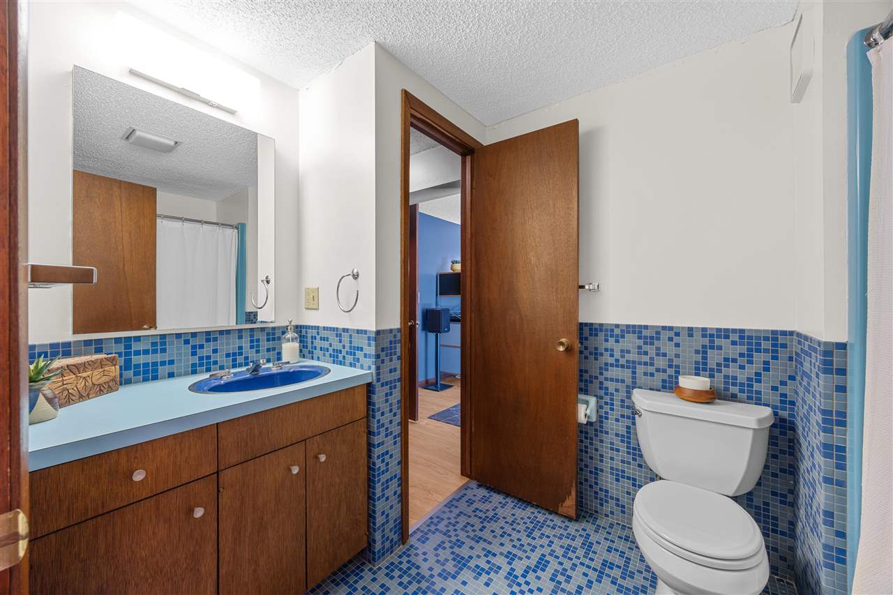 12 Fairview Knoll NE Iowa City IA 52240