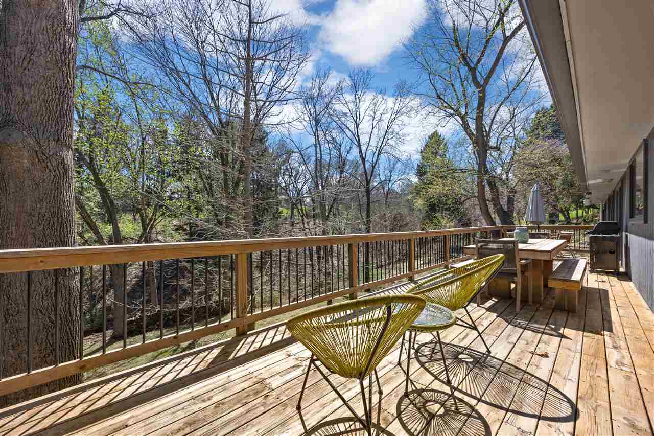 12 Fairview Knoll NE Iowa City IA 52240