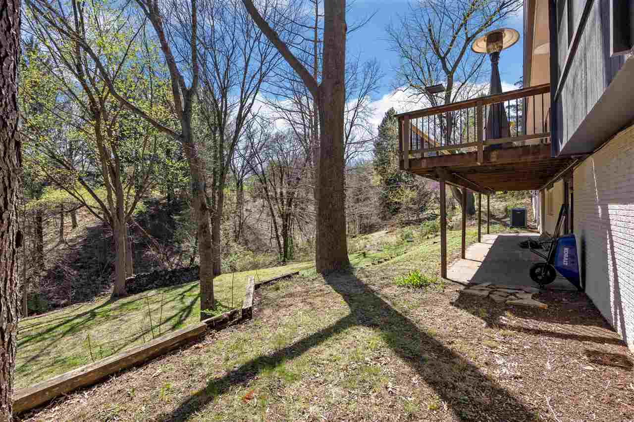 12 Fairview Knoll NE Iowa City IA 52240