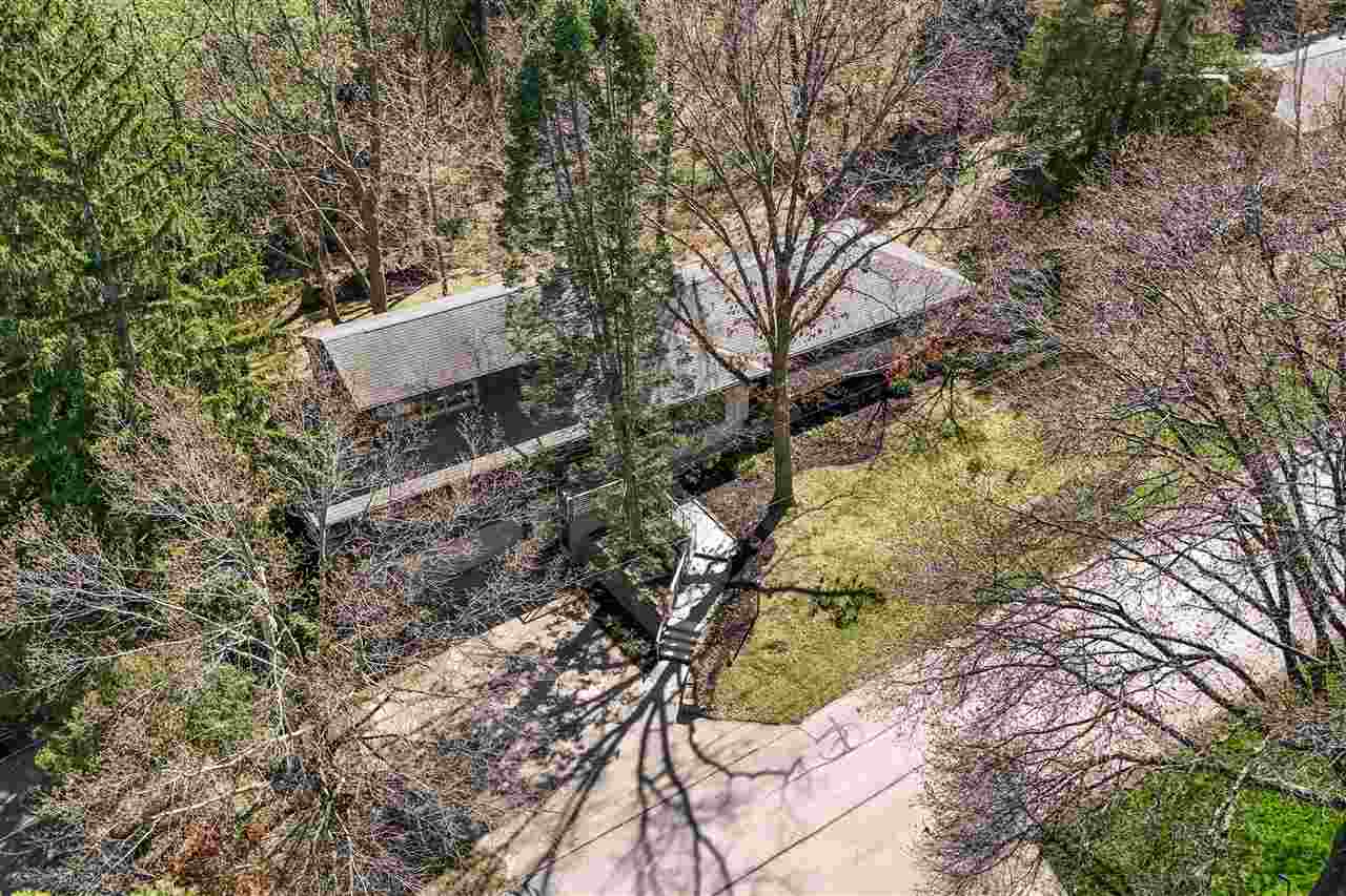 12 Fairview Knoll NE Iowa City IA 52240