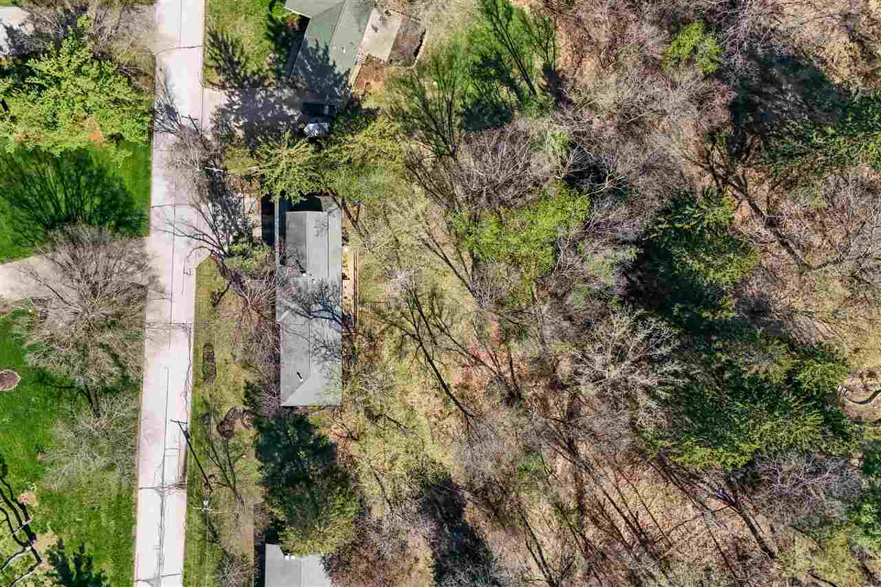 12 Fairview Knoll NE Iowa City IA 52240