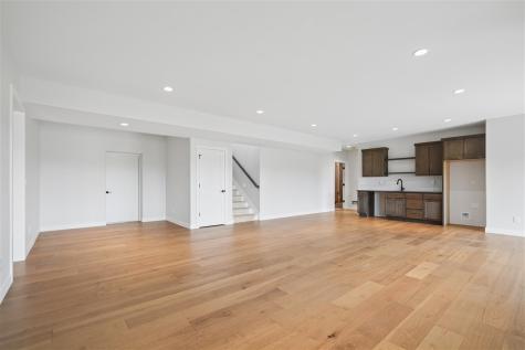 240 NW Howard Avenue Swisher IA 52338