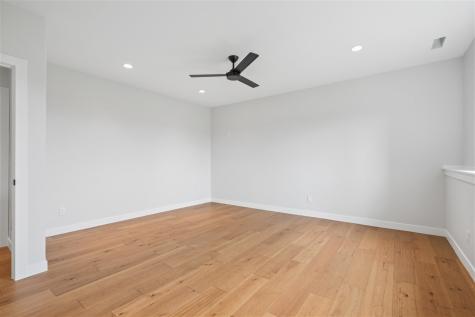 240 NW Howard Avenue Swisher IA 52338