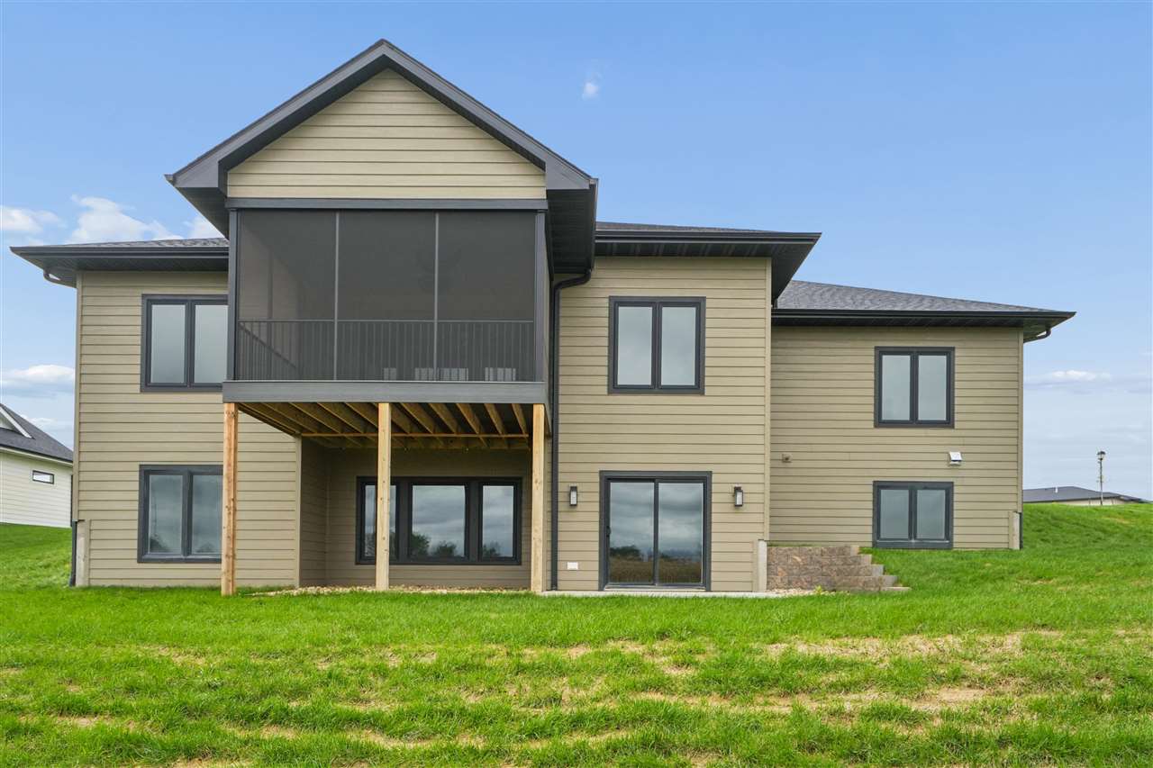 240 NW Howard Avenue Swisher IA 52338