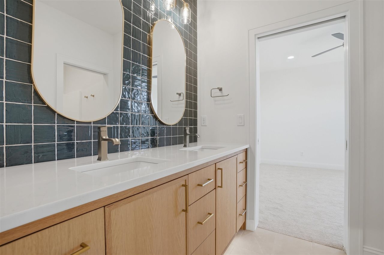 938 Heron Place Iowa City IA 52245