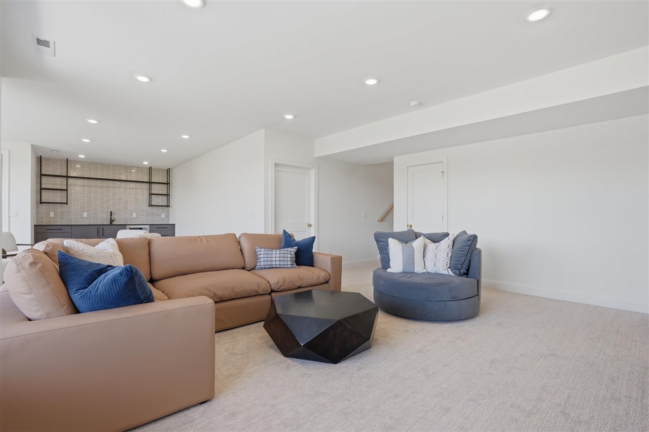 938 Heron Place Iowa City IA 52245