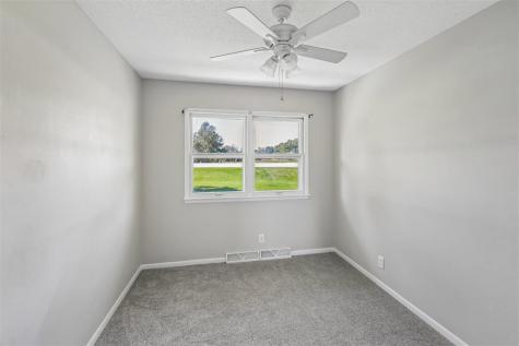 1733 Lake Front Drive NE Solon IA 52333