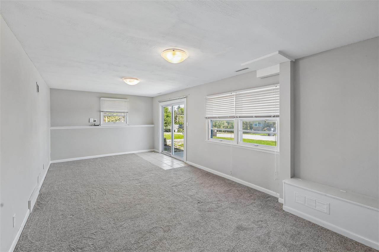 1733 Lake Front Drive NE Solon IA 52333