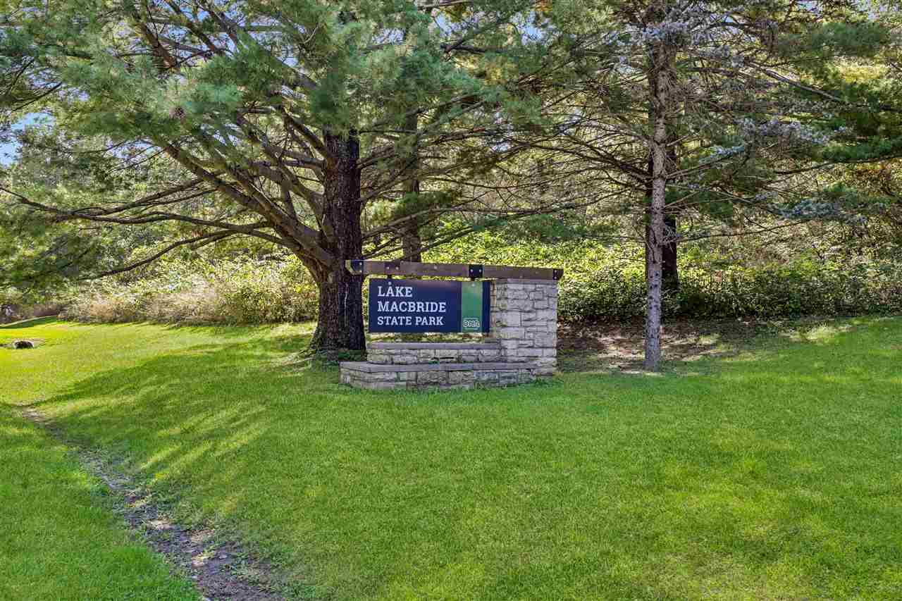 1733 Lake Front Drive NE Solon IA 52333