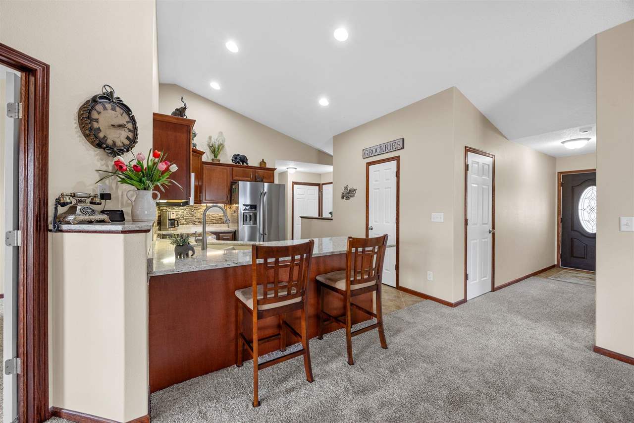 807 10th Avenue Place Coralville IA 52241