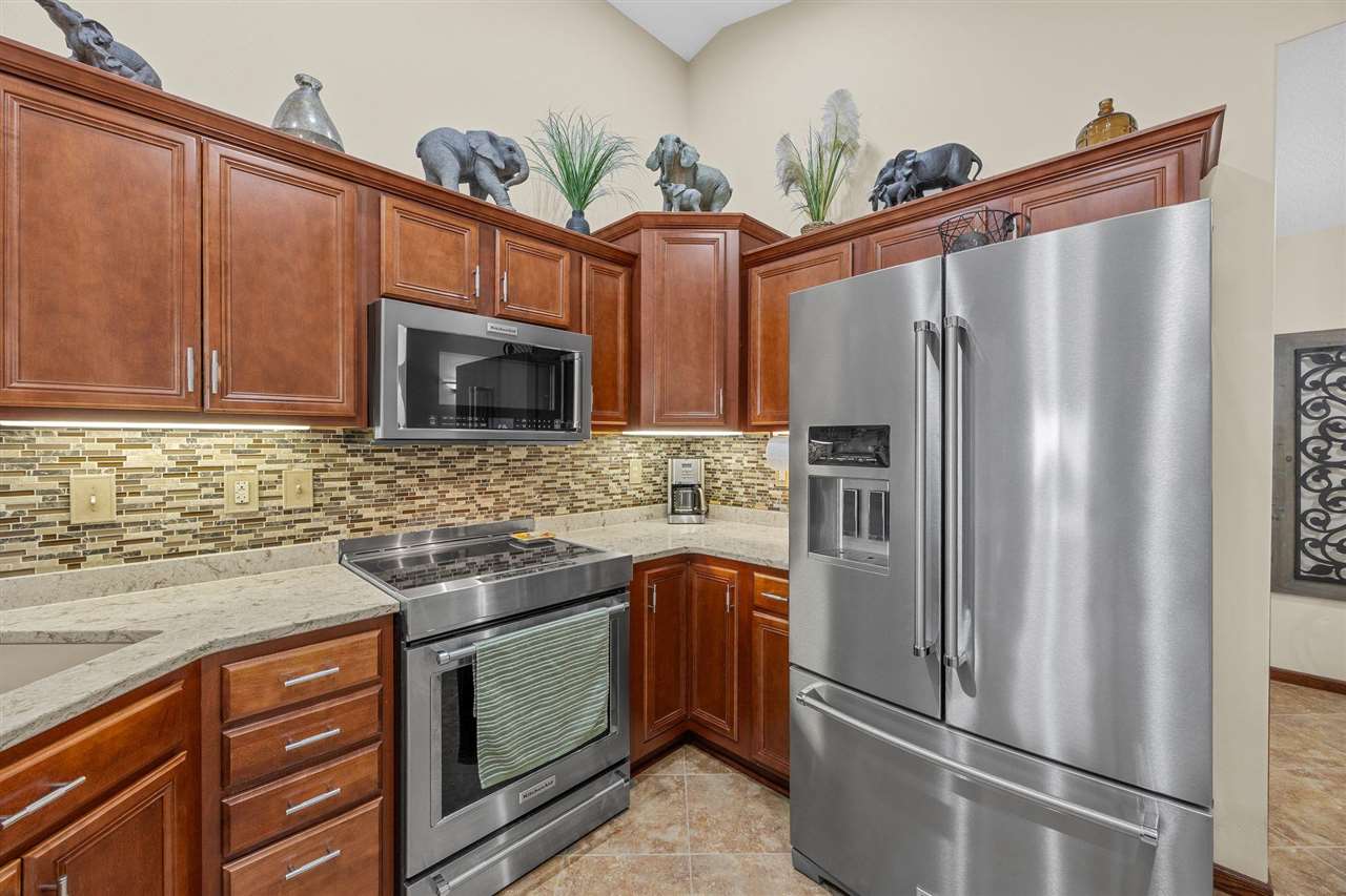 807 10th Avenue Place Coralville IA 52241
