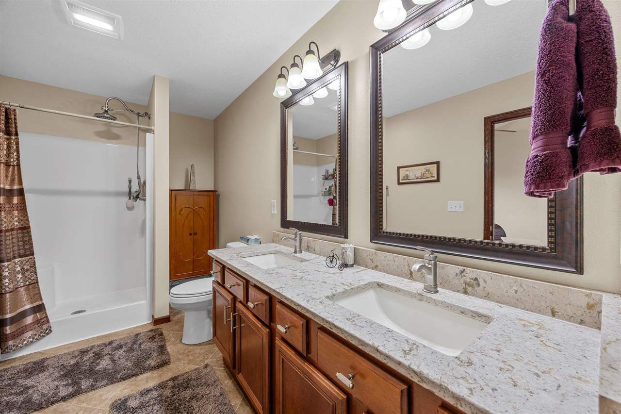 807 10th Avenue Place Coralville IA 52241