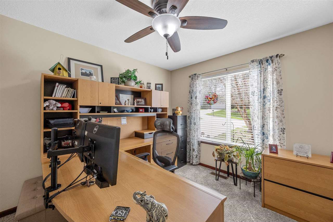 807 10th Avenue Place Coralville IA 52241