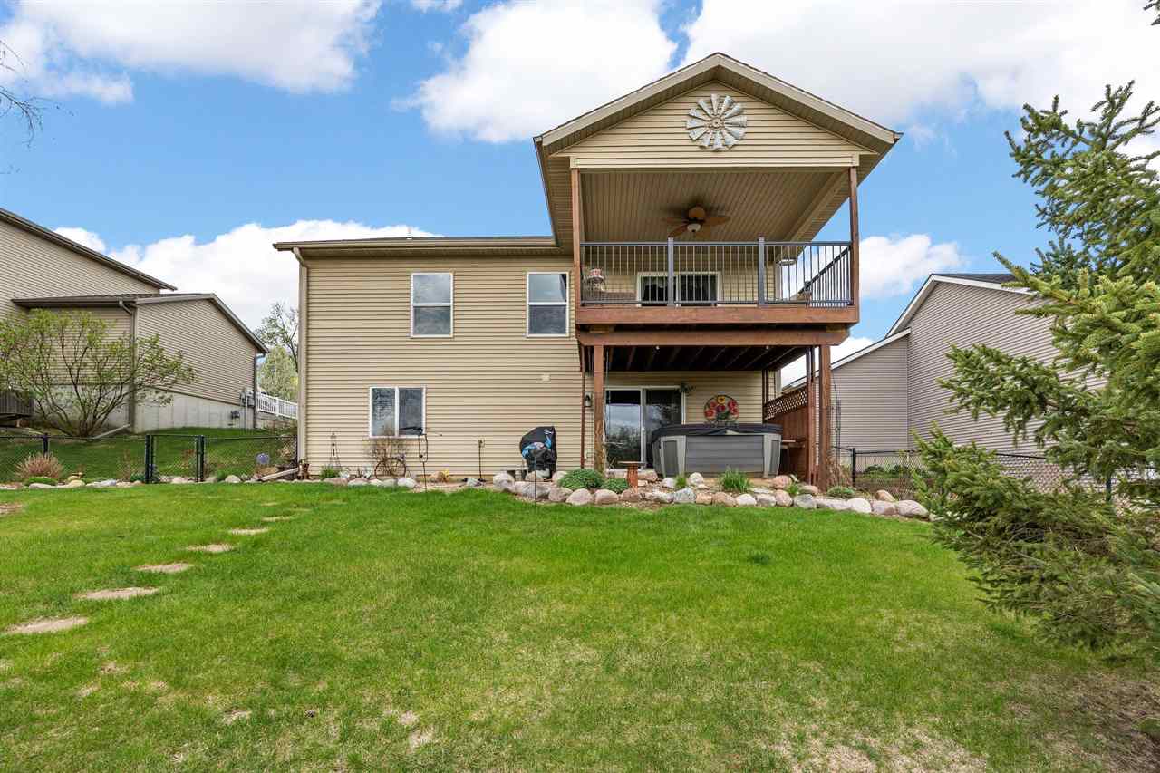 807 10th Avenue Place Coralville IA 52241