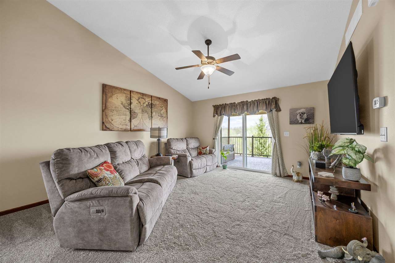 807 10th Avenue Place Coralville IA 52241