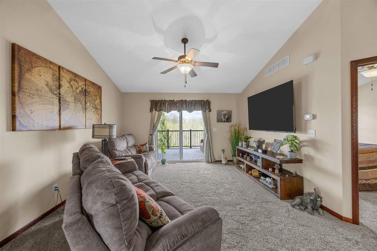 807 10th Avenue Place Coralville IA 52241