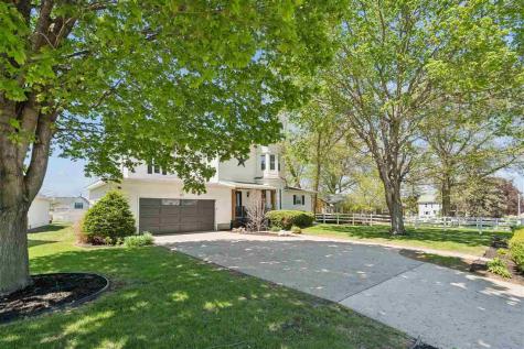 401 S Market Street Solon IA 52333