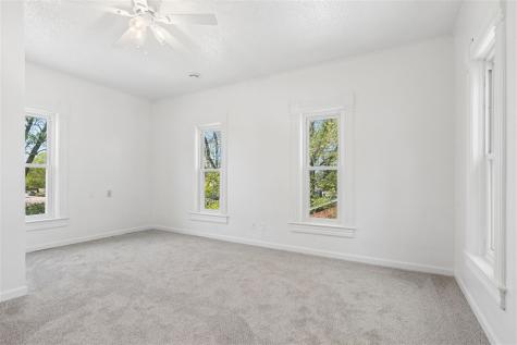 401 S Market Street Solon IA 52333
