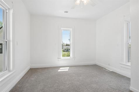 401 S Market Street Solon IA 52333